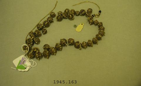 Unknown, Gold bead necklace with pearls, 18th century(?)