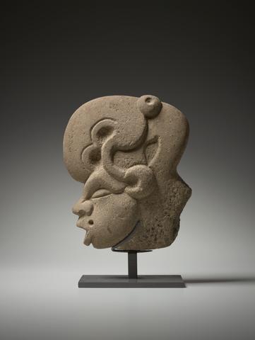 Unknown, Hacha with a Parrot-Head Helmet, A.D. 600–900