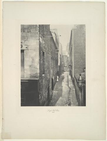 Thomas Annan, Laigh Kirk Close, 1868, printed 1900