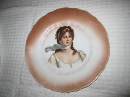 Carl Tielsch & Company, Plate with a Portrait of Louise of Prussia, ca. 1900